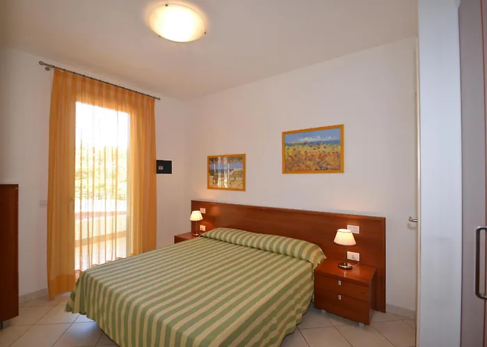 Coastal Escape - Modern Flat With Wi-fi Apartmán