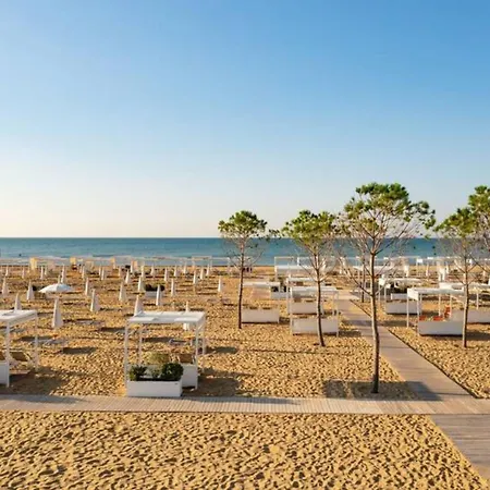 Coastal Escape Modern Flat With Wi-fi Apartment Bibione